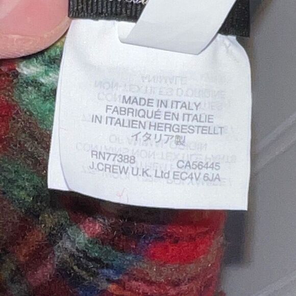 J Crew Wool Scarf Unisex 20X78 Red Plaid CabinCore Classiccore Bohemian Normcore - Picture 8 of 9